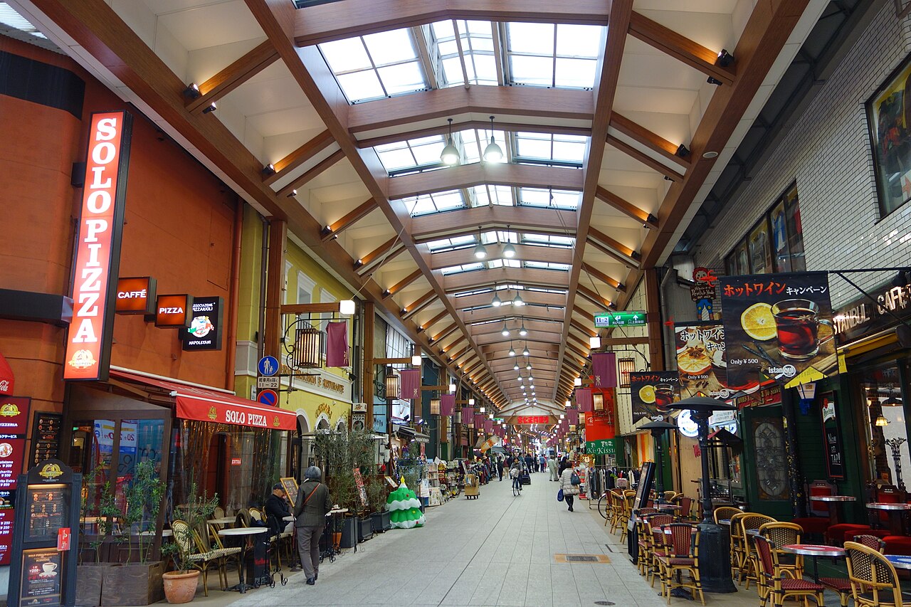 名古屋大須商店街入口與街景